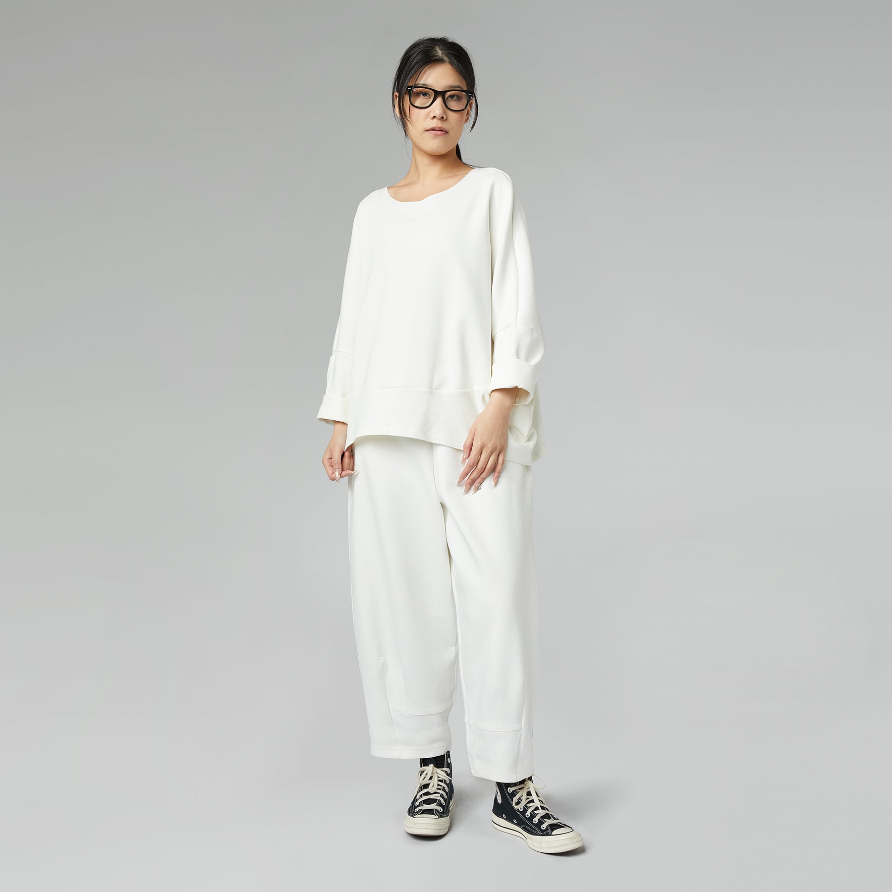 SWEATSHIRT AUS LEICHTEM NEOPRENSTOFF