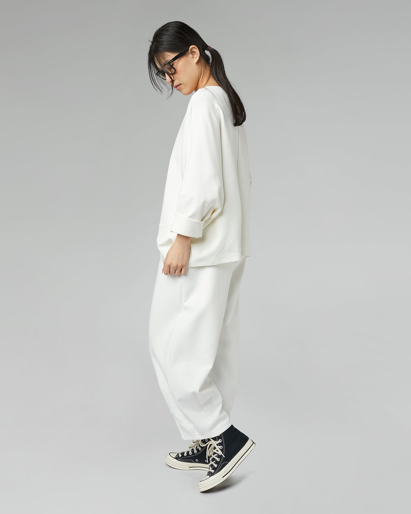 PANTALONI IN TESSUTO NEOPRENE LEGGERO 