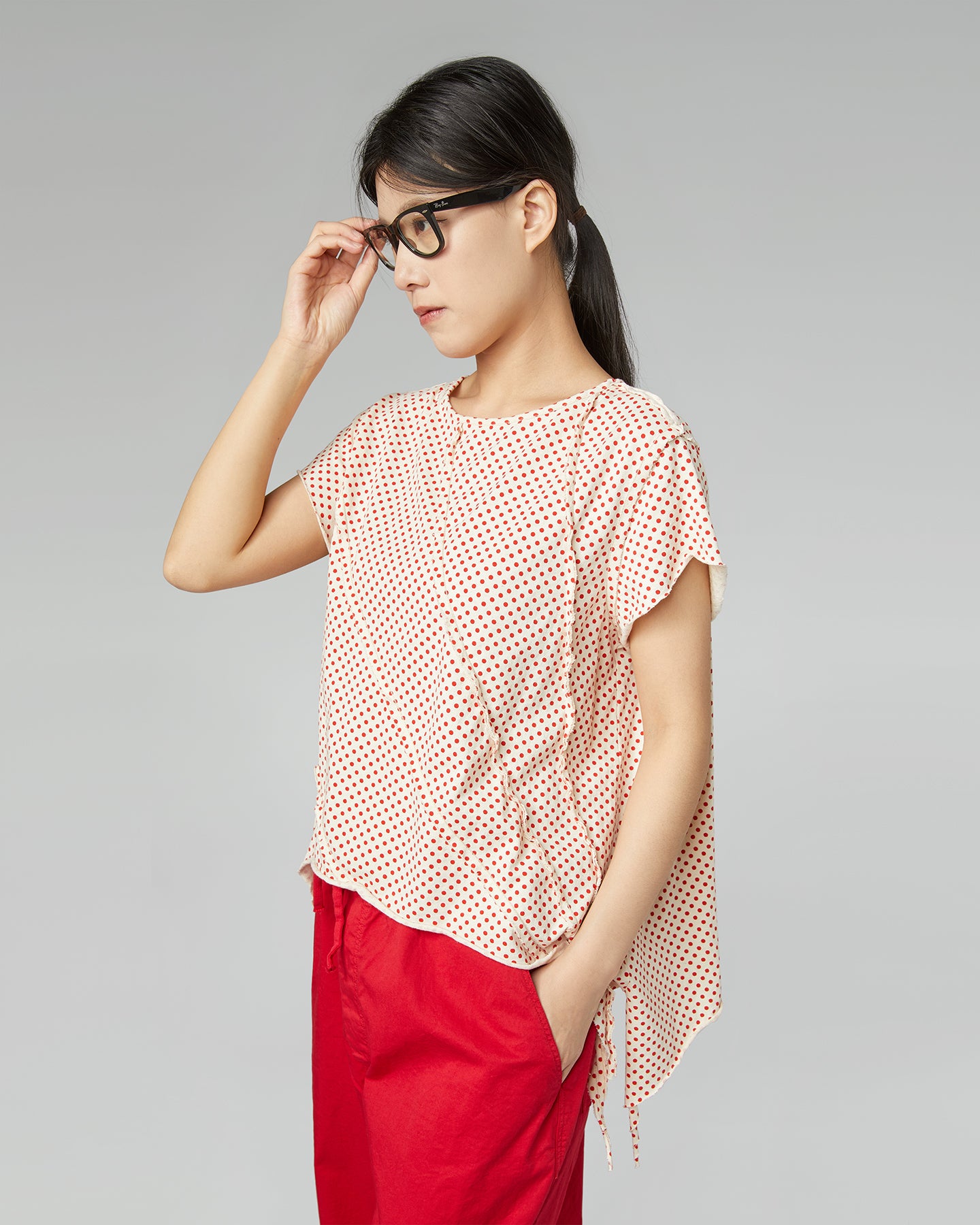 POLKA DOT EXPOSED SEAMS T-SHIRT