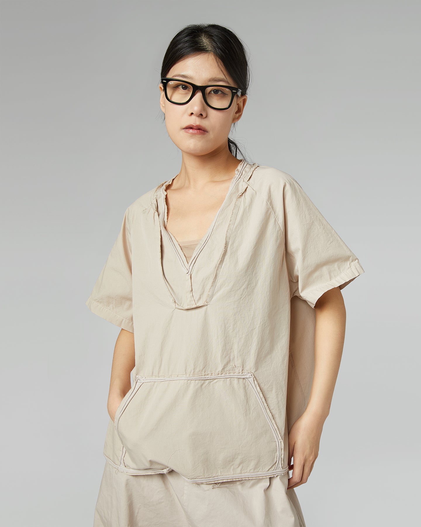 V-NECK POPLIN COTTON T-SHIRT