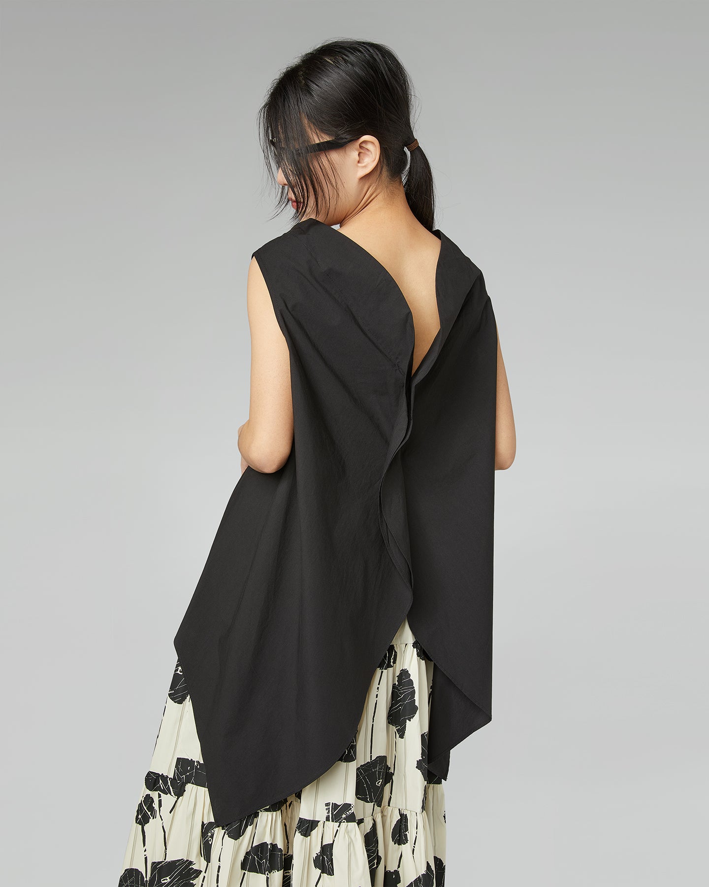 TOP WITH BACK DETAIL