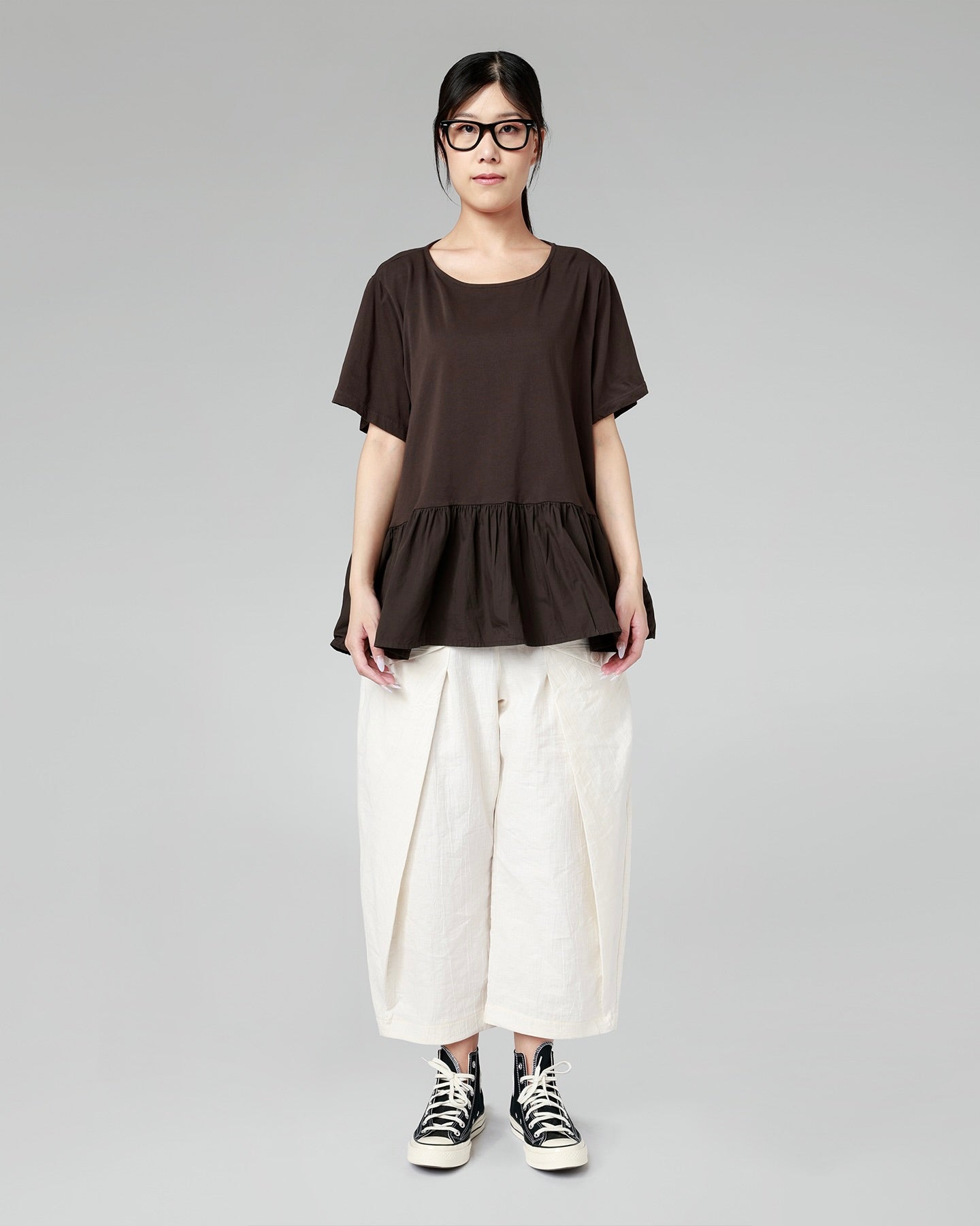 T-SHIRT MIT RÜSCHE