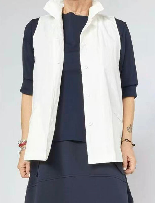 VEST WITH BUTTONS
