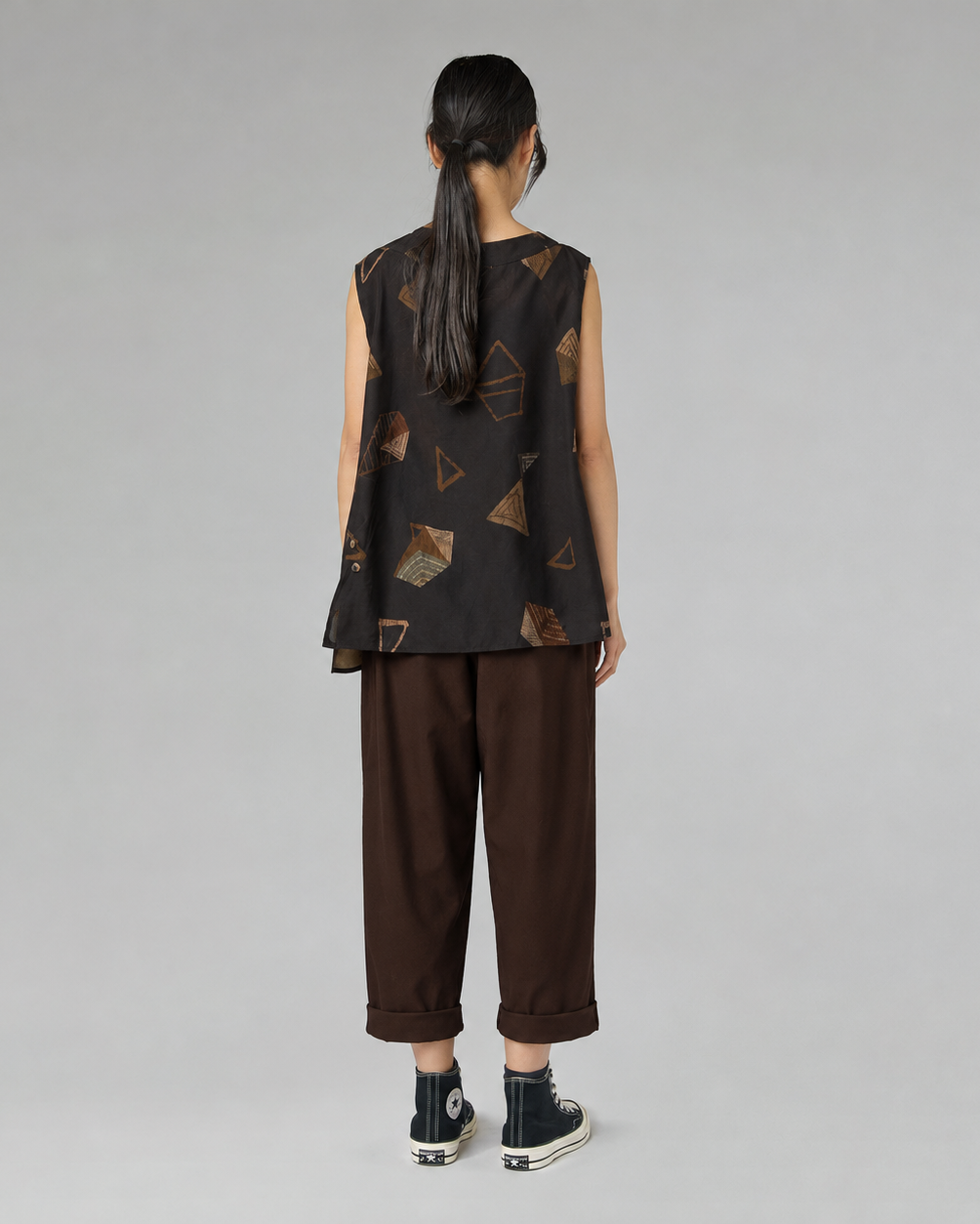 BLUSA CON PATRON GEMETRICO